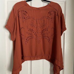 Moon River Eyelet Top L